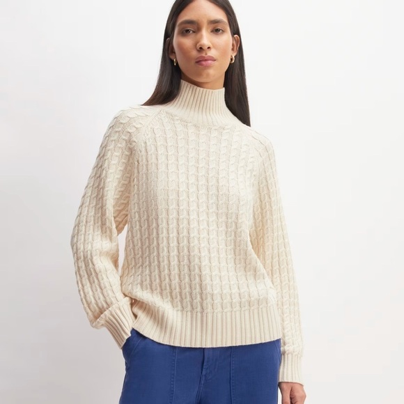 Everlane The Cotton Merino Blend Turtleneck Cable Knit Sweater in Cream Size M - Picture 1 of 13